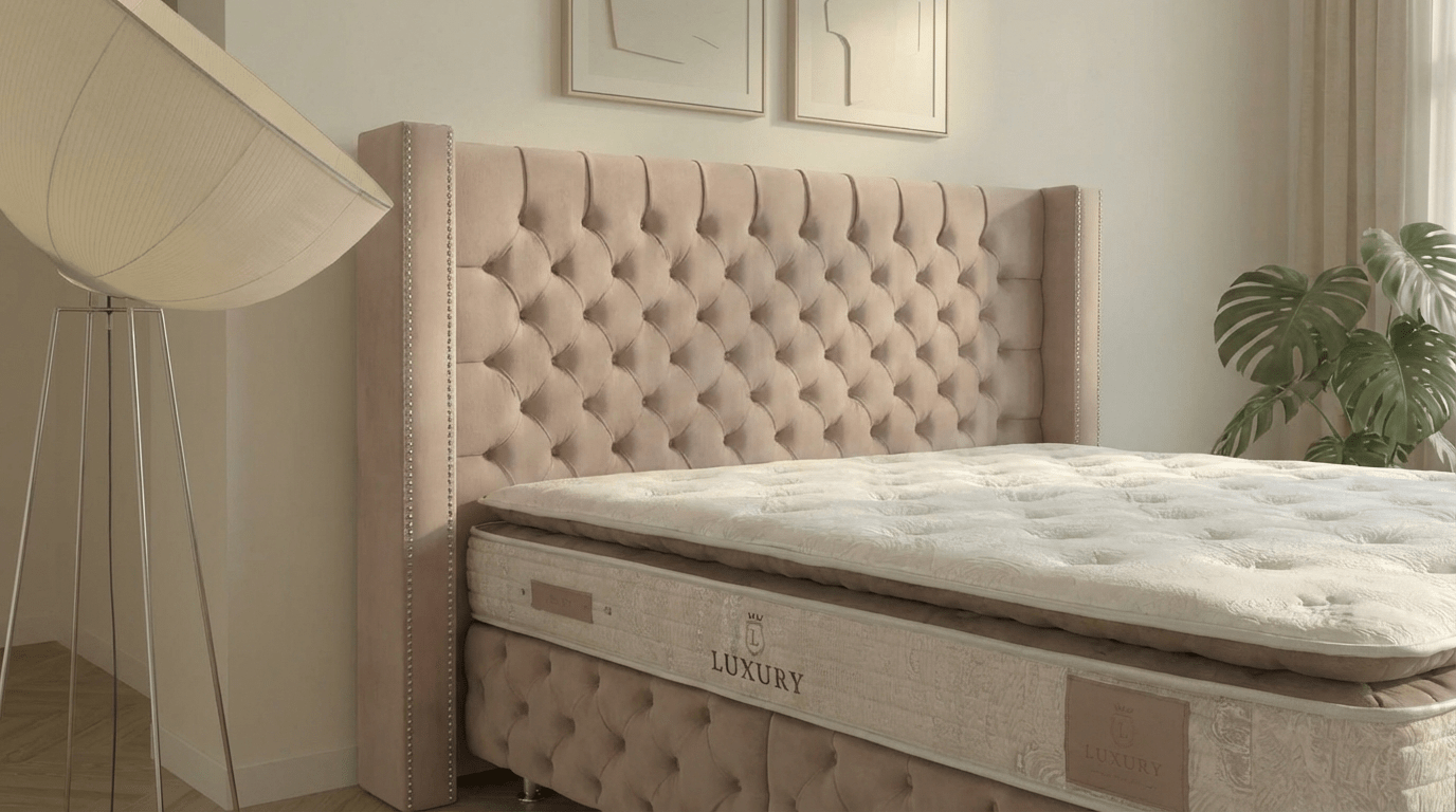 Lit coffre 180X200 cm CLOUTÉ en velours beige avec sommier et avec sommier et tête de lit capitonnée inclus - TRUST INDUSTRIE - Gris - 