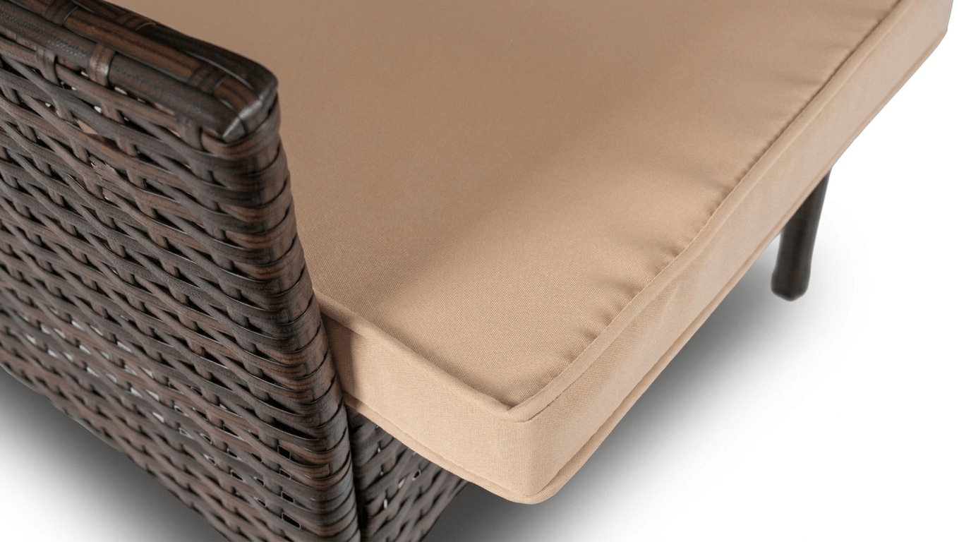 Salon de jardin AZUL en résine tressée marron et coussins beige - TRUST INDUSTRIE - 