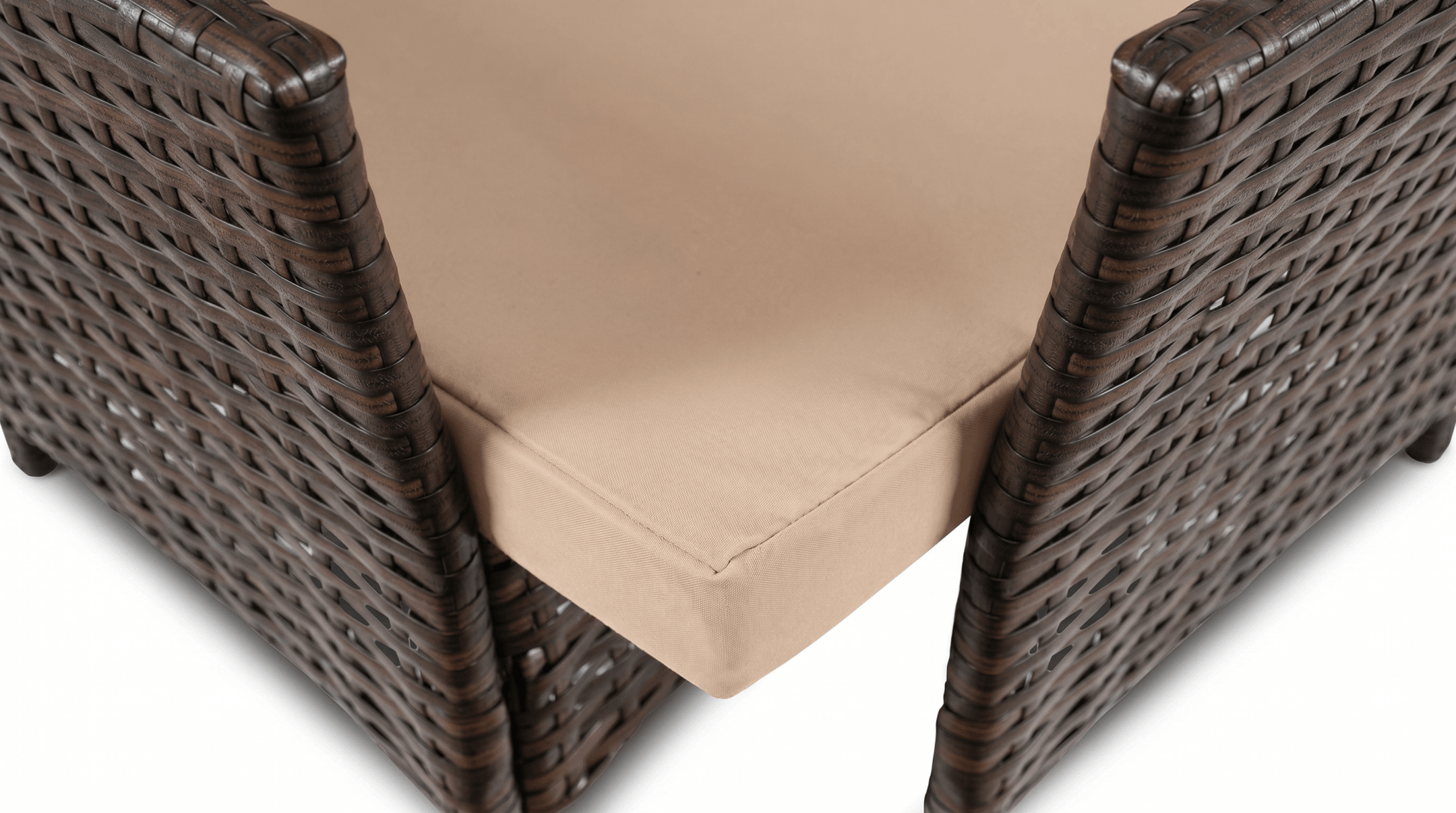 Salon de jardin MORADO en résine tressée marron et coussins beige - TRUST INDUSTRIE - 