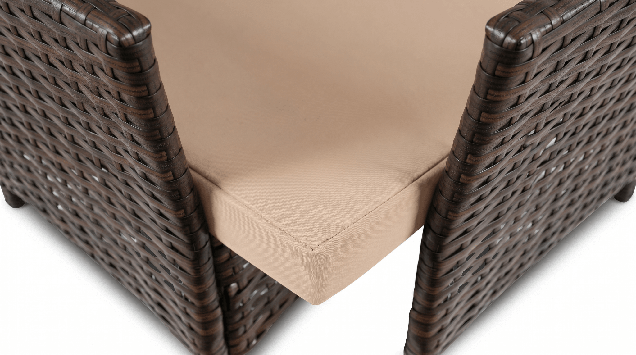 Salon de jardin MORADO en résine tressée marron et coussins beige - TRUST INDUSTRIE - 