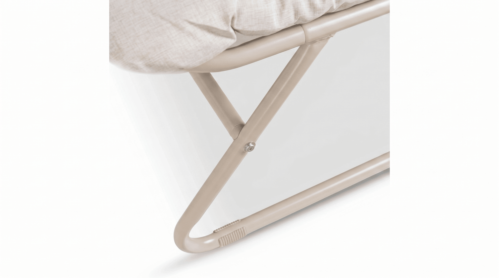 Salon de jardin NIKEA avec table ronde design - TRUST INDUSTRIE - Beige - 