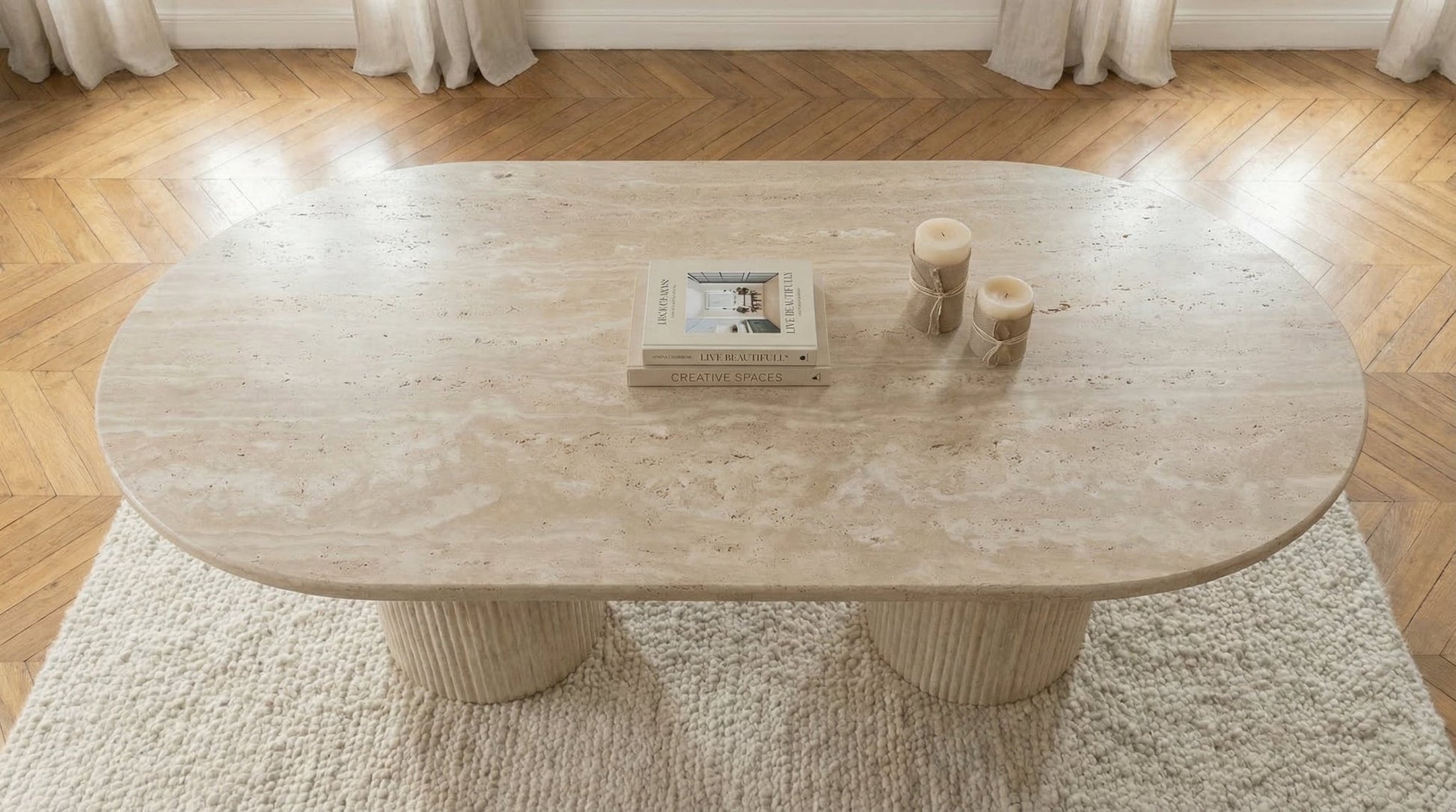 Table à manger ovale FLINSTONE avec un plateau en marbre design - TRUST INDUSTRIE - 