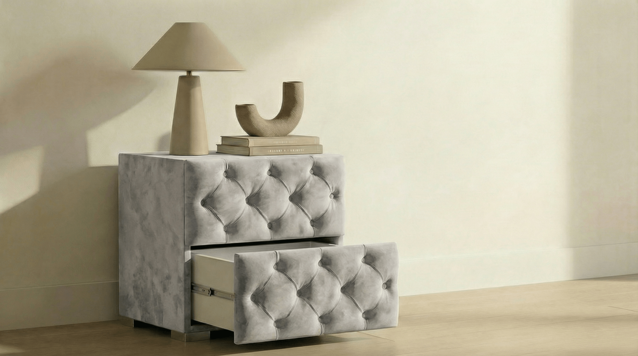 Table de chevet CAPITONNÉ en velours - TRUST INDUSTRIE - gris - 