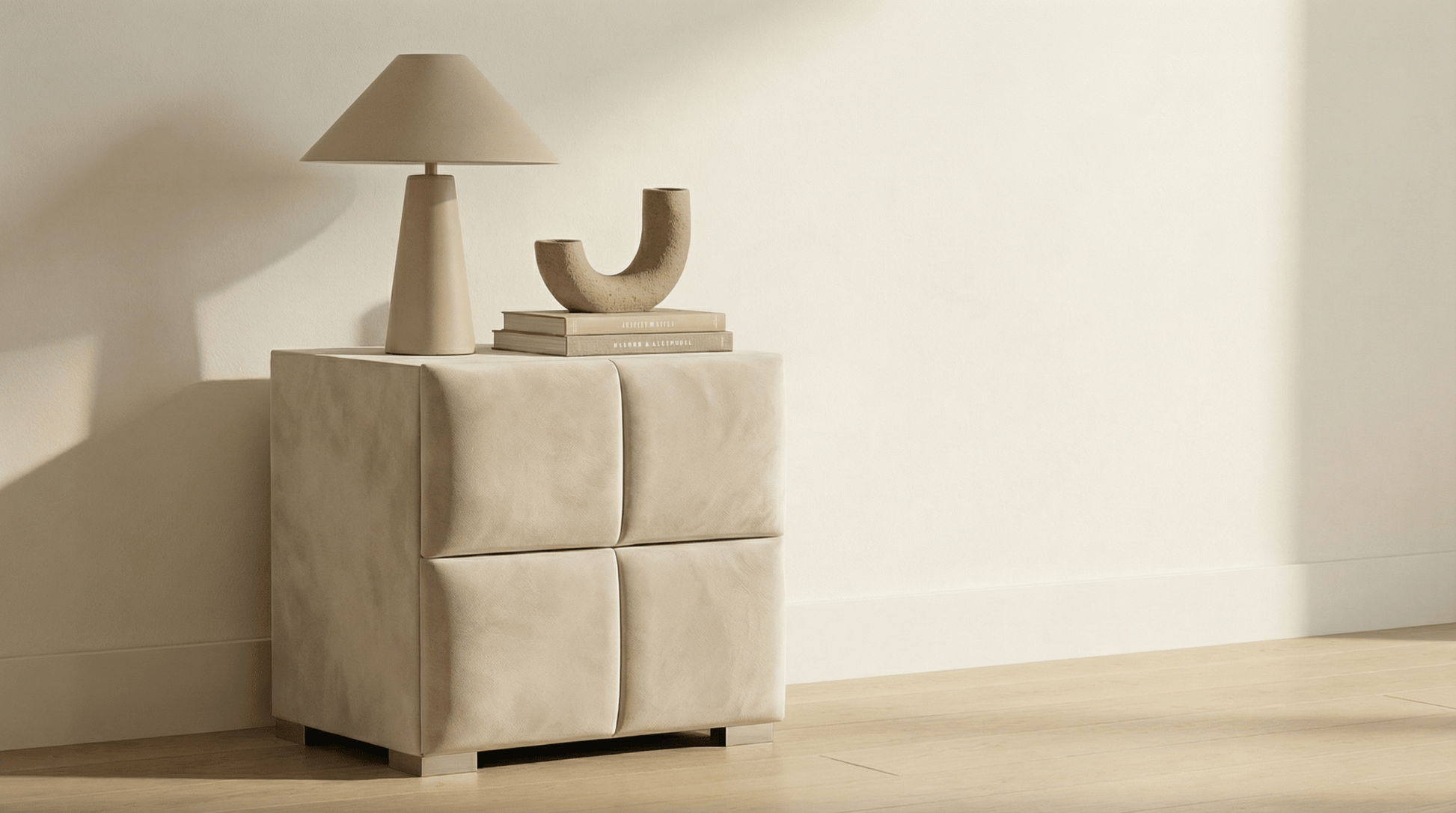 Table de chevet TOKYO en velours beige - TRUST INDUSTRIE - beige