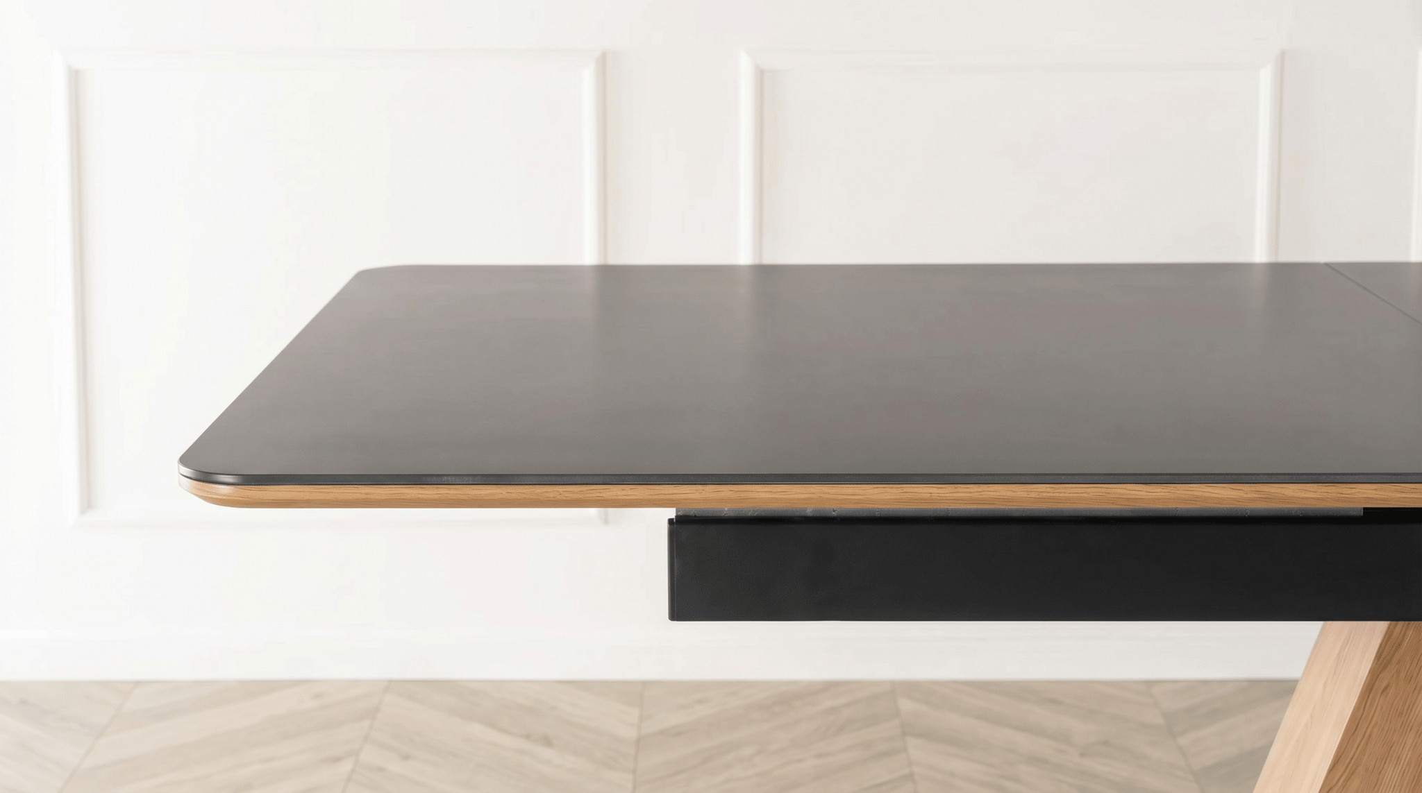 Table extensible en céramique LIZBONA 160 - 200 cm - TRUST INDUSTRIE - Marbre blanc - Effet Noyer - 